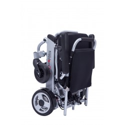 Elektro-Rollstuhl Freedom Chair A06 zusammengeklappt
